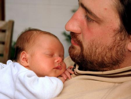 Dans les bras de Papa