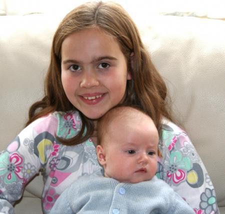 Maya et sa tante Lucie, le 3 juillet 2007